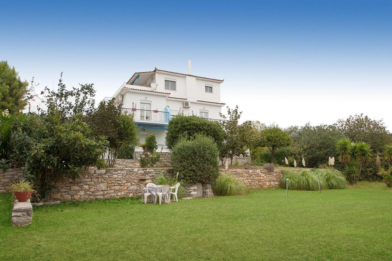 Villa Alexis Koukounaries Exterior foto